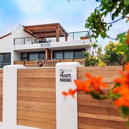 Atsupers Accommodation Jeffreys Bay Bagian luar foto