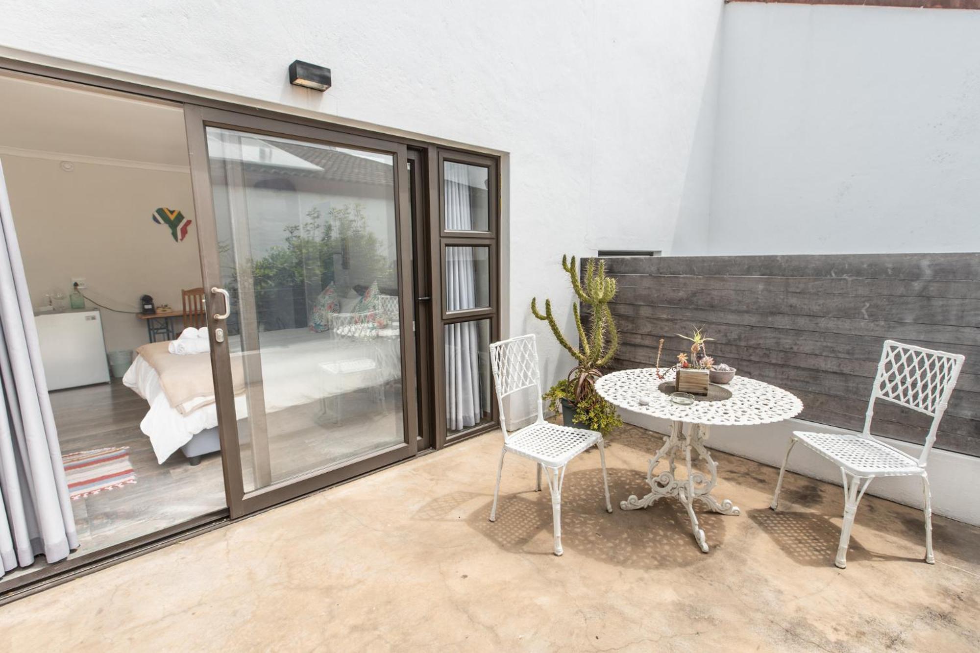 Atsupers Accommodation Jeffreys Bay Bagian luar foto